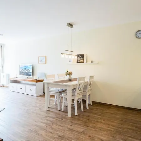 Kaiserhof 4 16 Apartment *